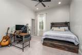 633 Lansdowne Avenue - Photo 36