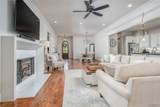 633 Lansdowne Avenue - Photo 9