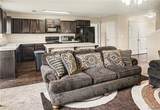 2042 Middle Lane - Photo 4