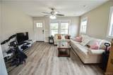 2420 39th St - Photo 4