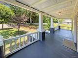 1021 38th Avenue - Photo 5
