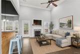 2029 Collier Way - Photo 9