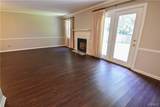 1005 Fairfax Drive - Photo 4