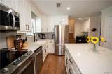 202 Arrowhead Vlg - Photo 10