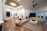 8406 Essex Circle - Photo 10
