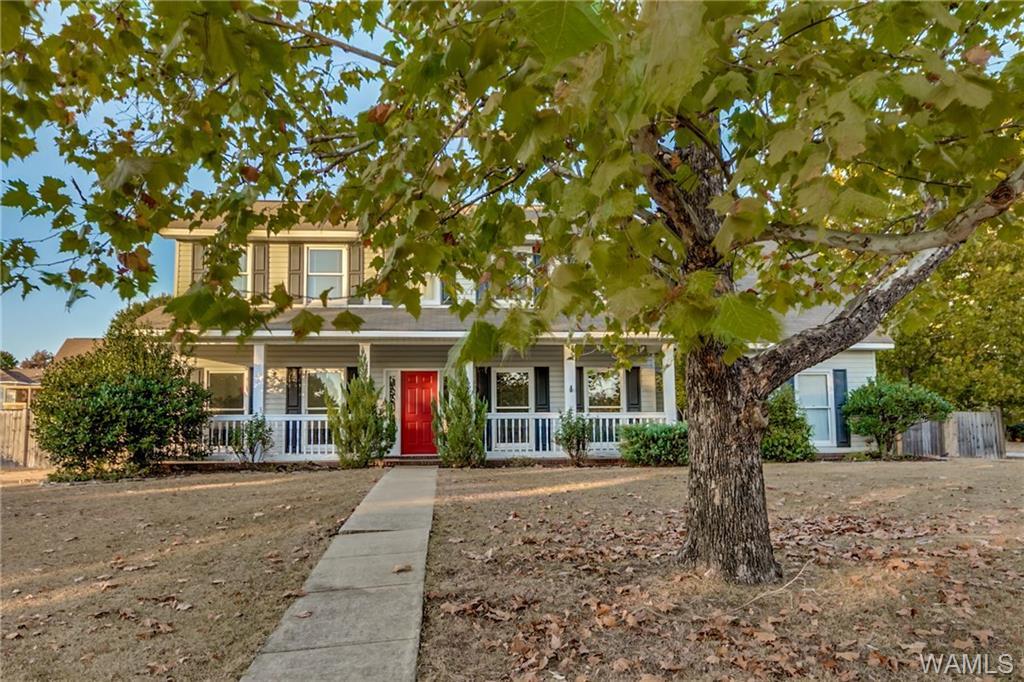 864 Amberwood Drive - Photo 1