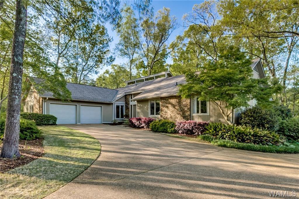 8718 Enterprise Avenue - Photo 1