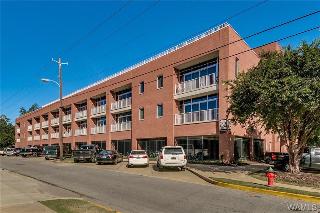 1510 9th Street - Photo 1