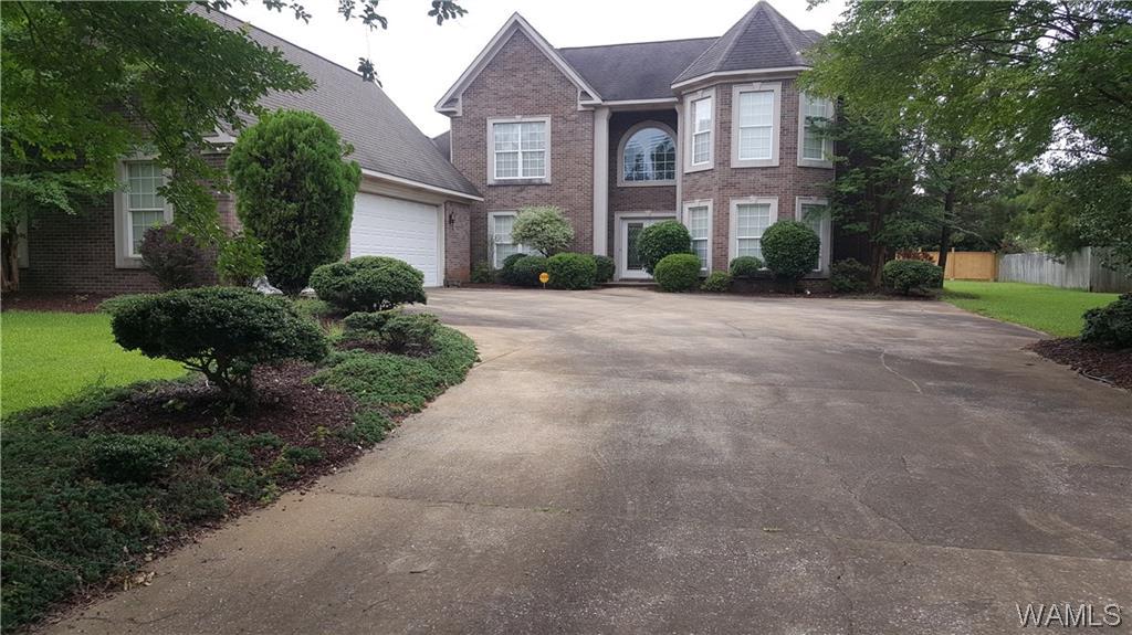 2720 Lake Crest Drive - Photo 1