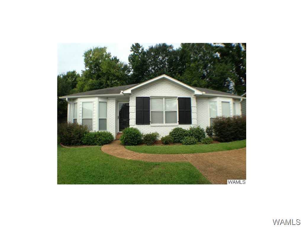 821 Ashland Drive - Photo 1
