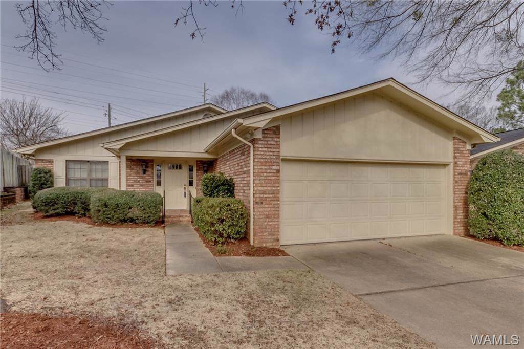 1726 Hollow Lane - Photo 1