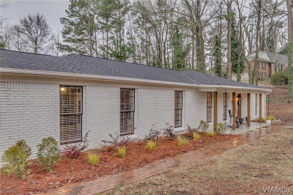 4613 Stonehill Lane - Photo 1