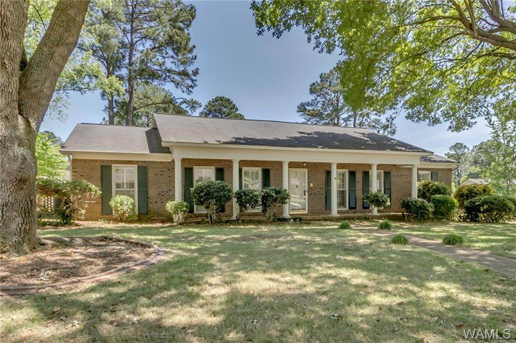 385 Riverdale Drive - Photo 1
