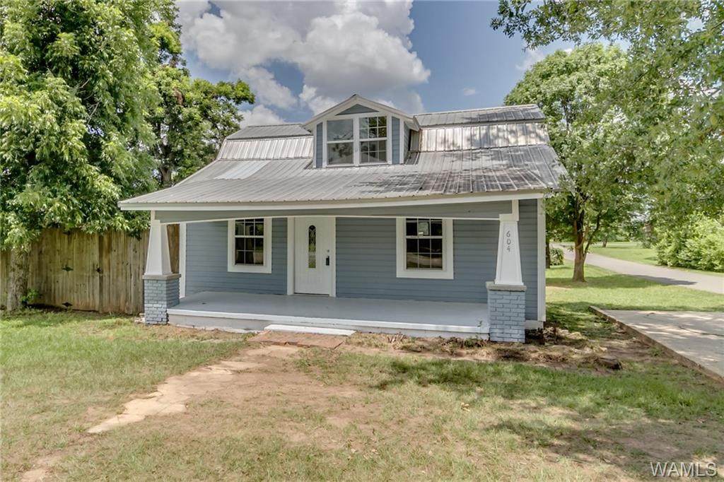 604 27th Street - Photo 1