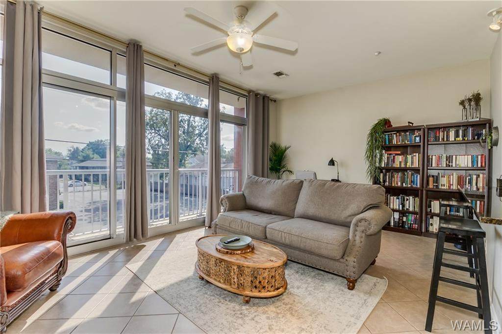 1510 9th Street - Photo 1