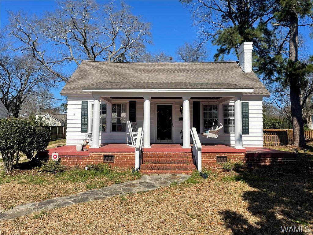 2404 20th Street - Photo 1