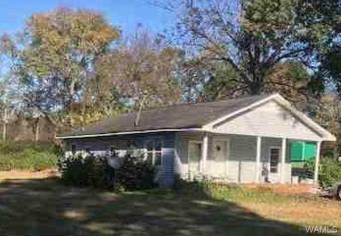 2401 Circle Drive - Photo 1