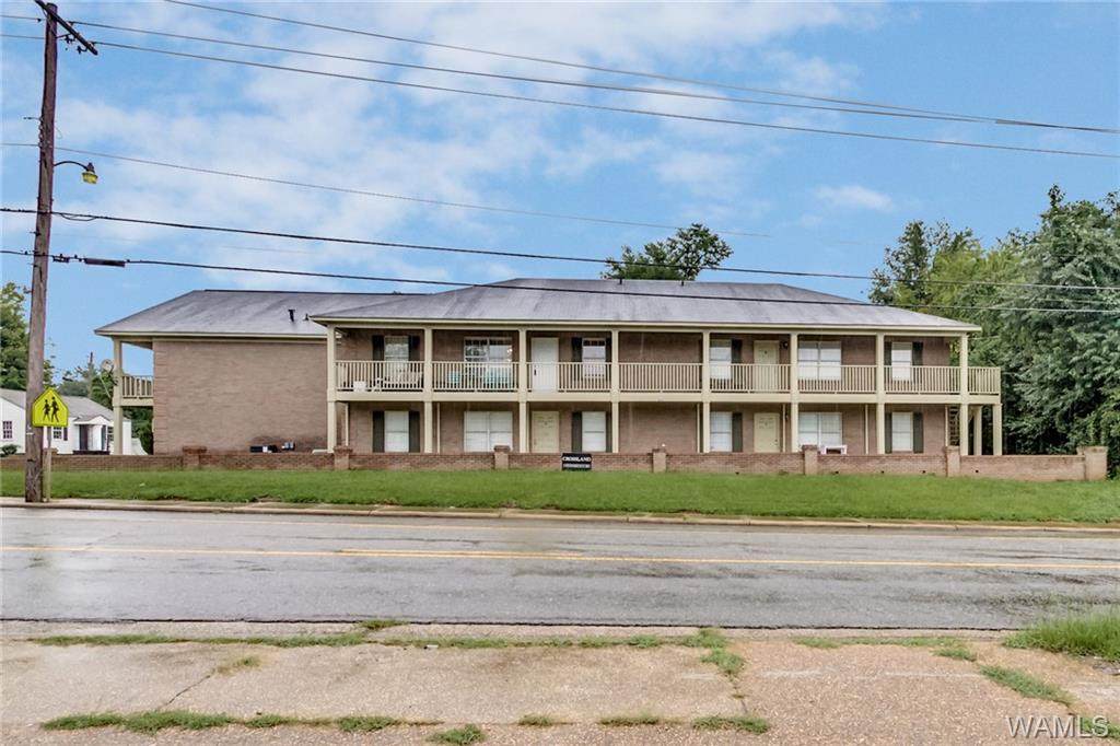 1813 Hackberry Lane - Photo 1