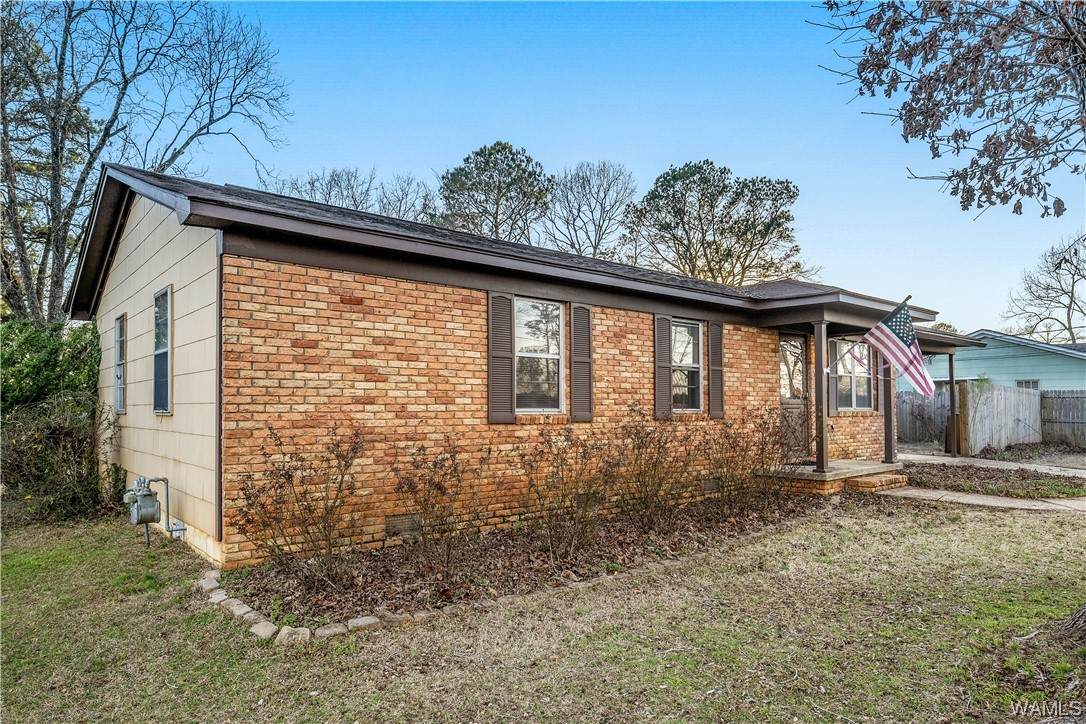 https://bt-photos.global.ssl.fastly.net/tuscaloosa/orig_boomver_1_161212-2.jpg