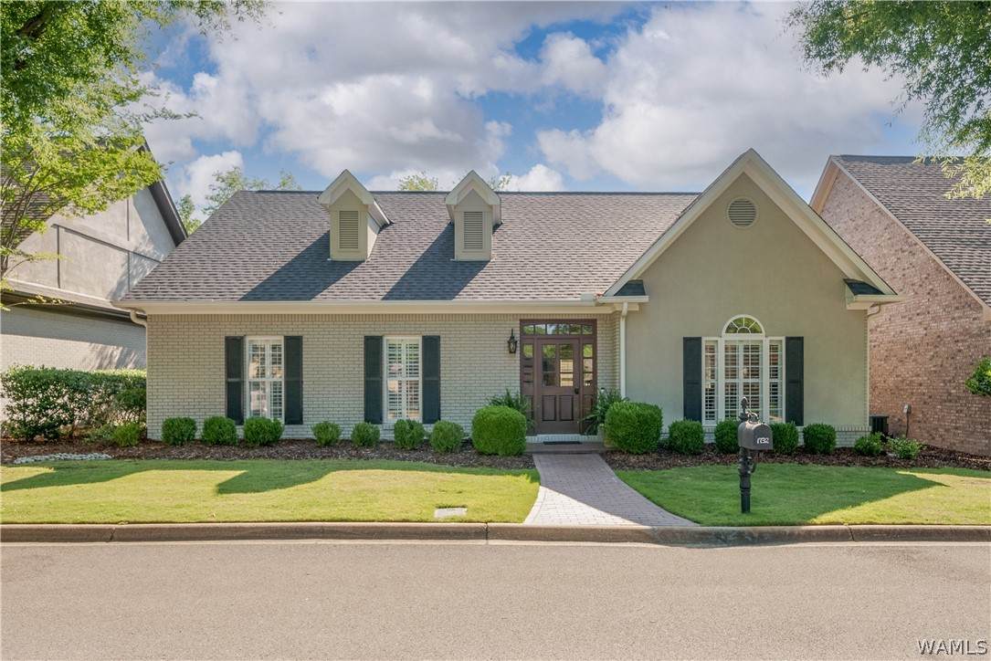 1732 Williamsburg Lane - Photo 1