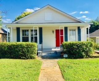 307 19th Street - Photo 1