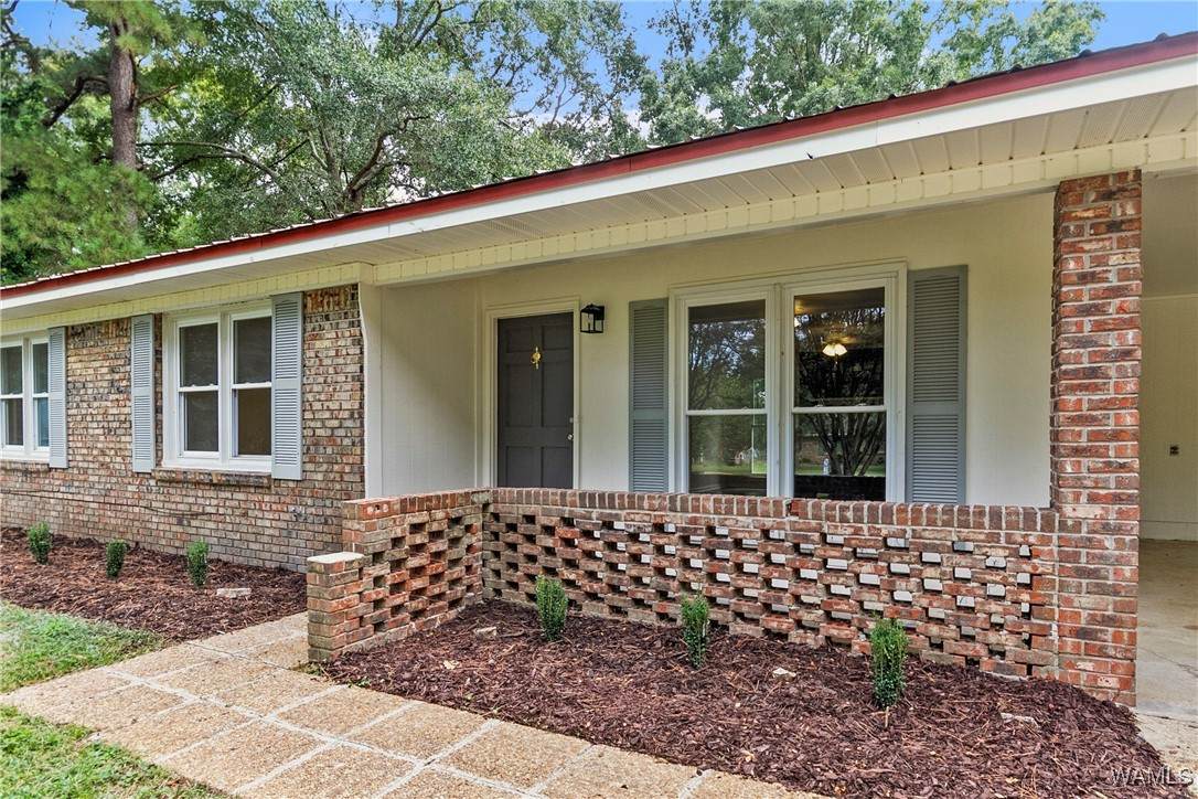 https://bt-photos.global.ssl.fastly.net/tuscaloosa/orig_boomver_1_164611-2.jpg