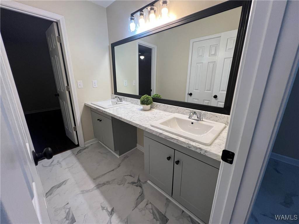 https://bt-photos.global.ssl.fastly.net/tuscaloosa/orig_boomver_1_165087-2.jpg