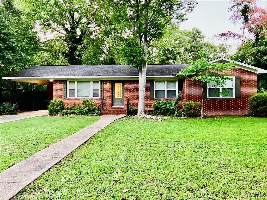 410 32nd Place - Photo 1