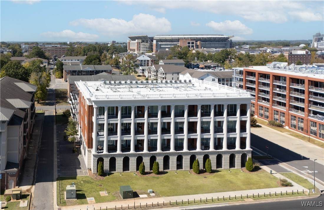 511 11th Street - Photo 1