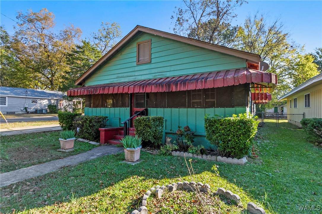 2801 24th Street - Photo 1