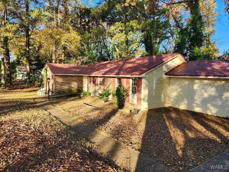 4 Skyline Drive - Photo 1