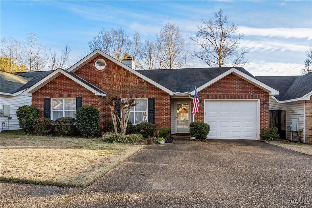 335 39th Street - Photo 1