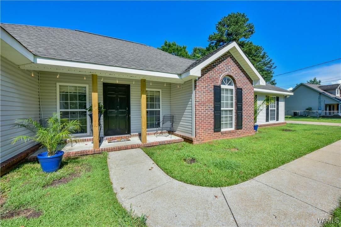 https://bt-photos.global.ssl.fastly.net/tuscaloosa/orig_boomver_1_169294-2.jpg