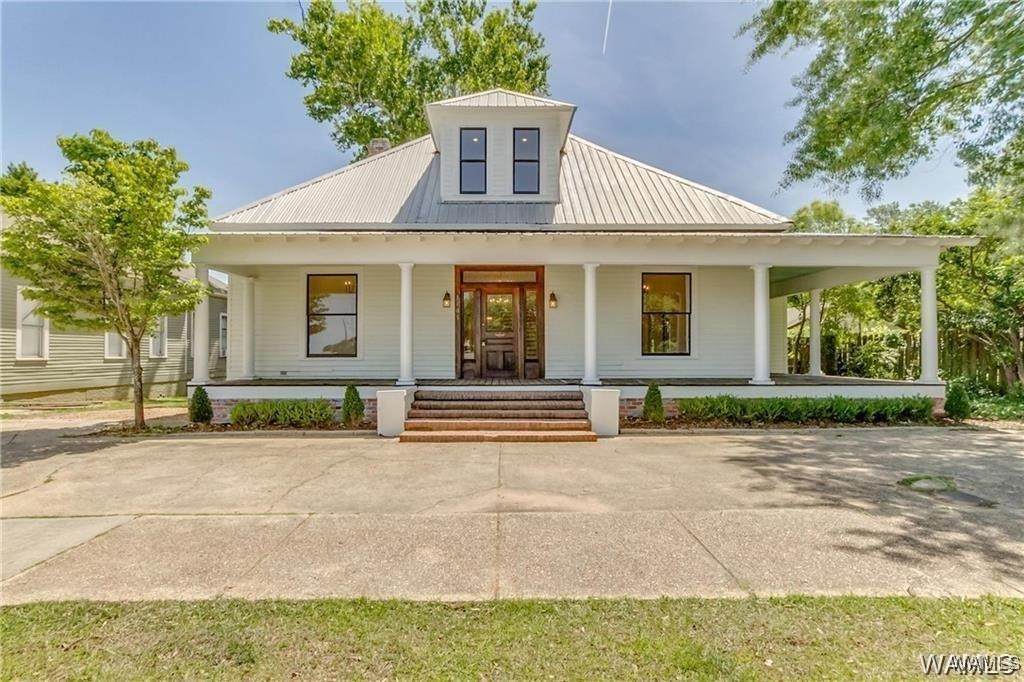 1405 Queen City Avenue - Photo 1