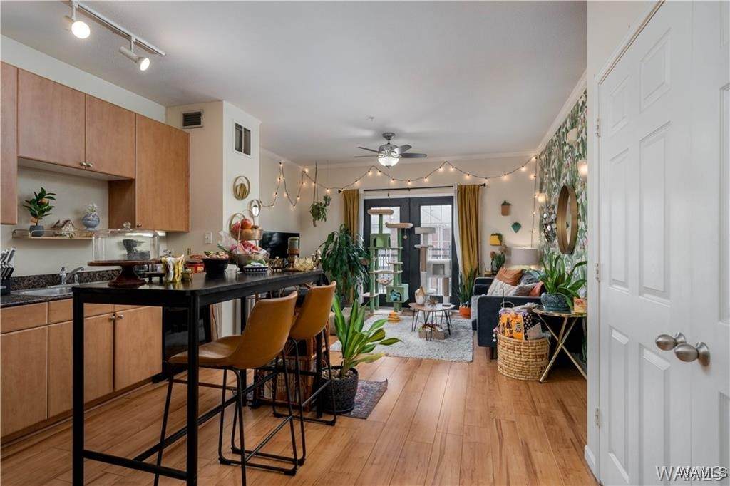 1901 5th Avenue - Photo 1