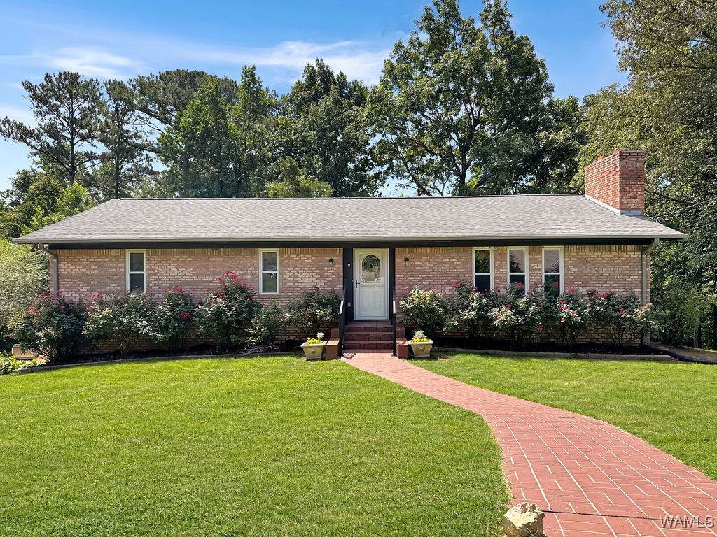 501 Waterside Circle - Photo 1
