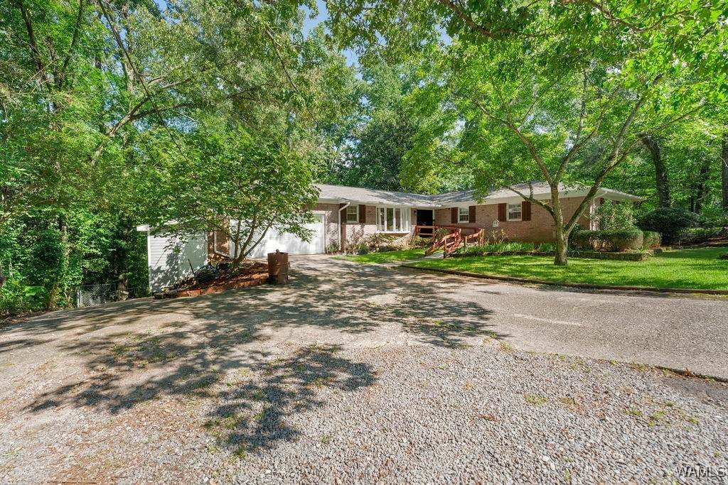 https://bt-photos.global.ssl.fastly.net/tuscaloosa/orig_boomver_1_169831-2.jpg