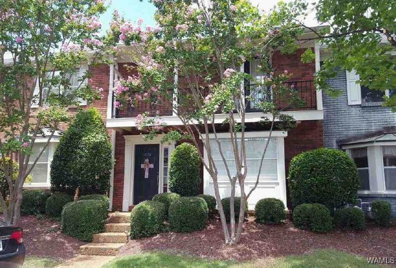 1726 Bienville Street - Photo 1