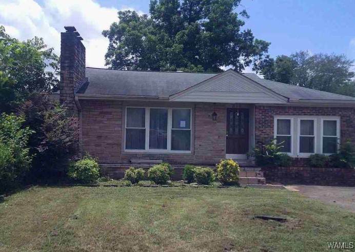 817 Sixteenth Street - Photo 1