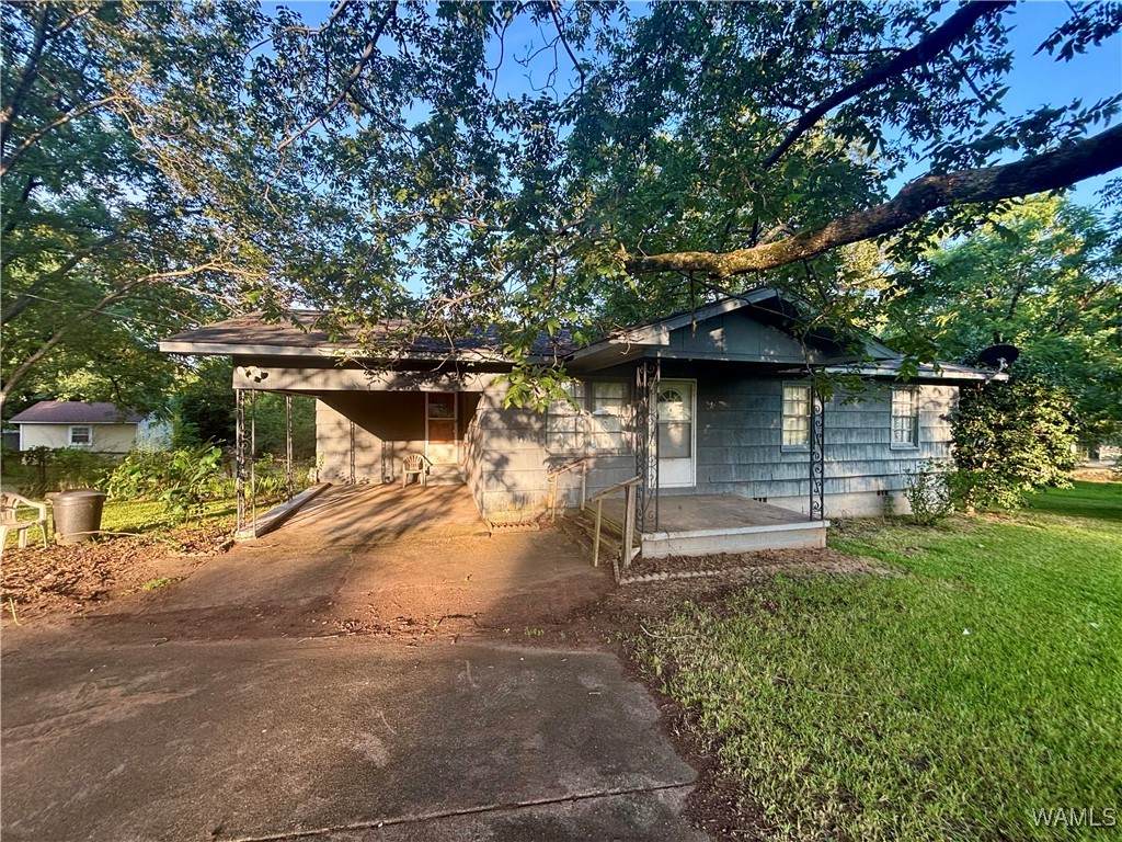 847 Walnut Street - Photo 1