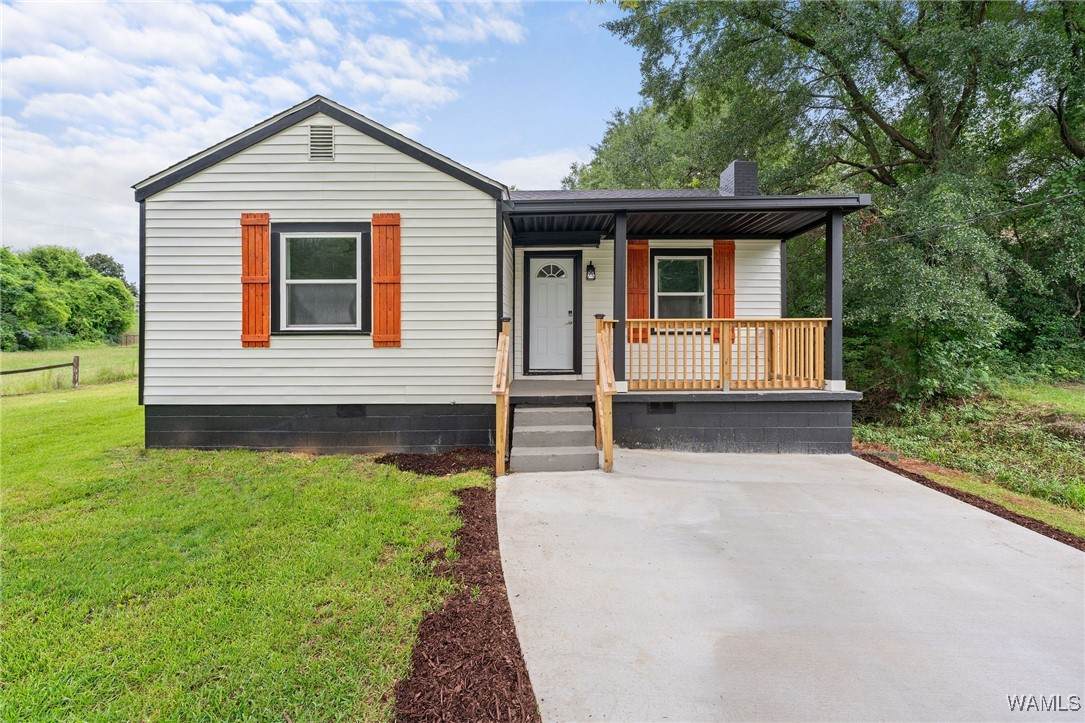 1406 10th Street - Photo 1