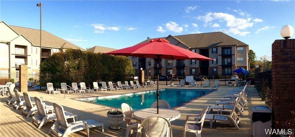 2301 Veterans Memorial Parkway - Photo 1