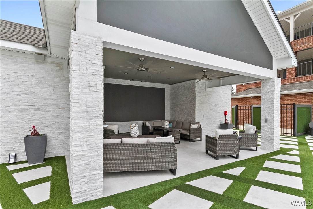 680 6th Avenue - Photo 1