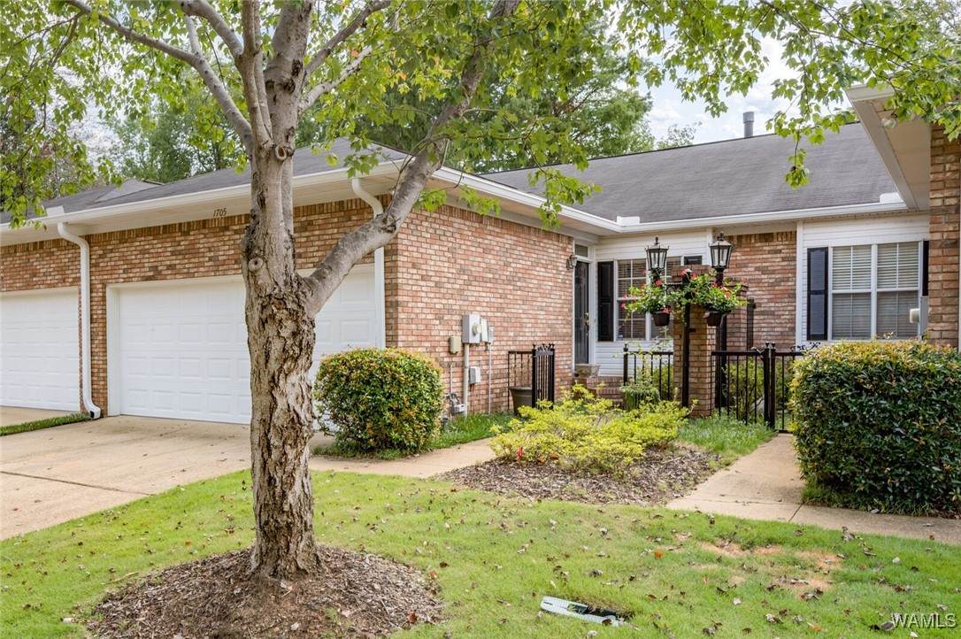 https://bt-photos.global.ssl.fastly.net/tuscaloosa/orig_boomver_1_170701-2.jpg