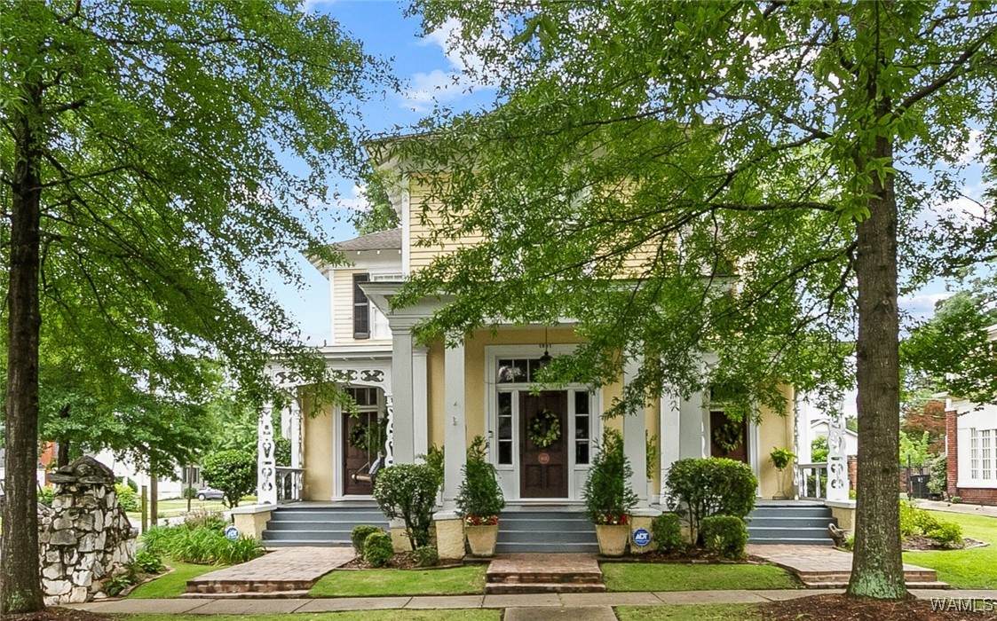 1601 Alaca Place - Photo 1