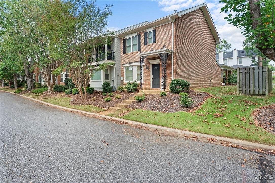 https://bt-photos.global.ssl.fastly.net/tuscaloosa/orig_boomver_1_171154-2.jpg