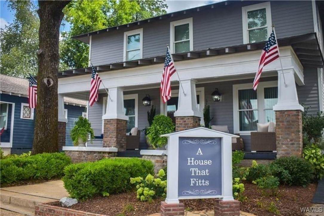 2021 8th Street - Photo 1