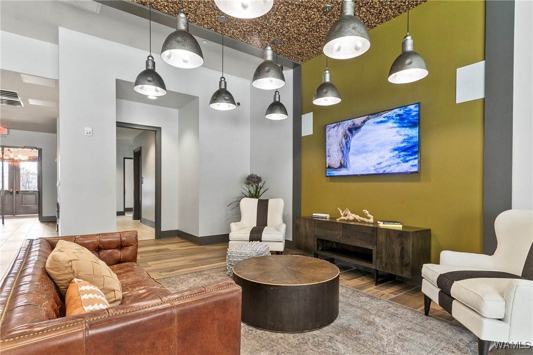 680 6th Avenue - Photo 1