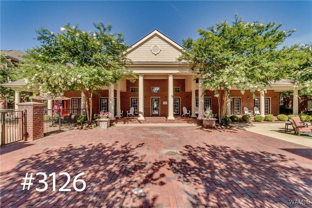 1901 5th Ave E - Photo 1