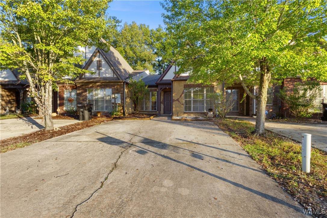 6116 Townley Way - Photo 1